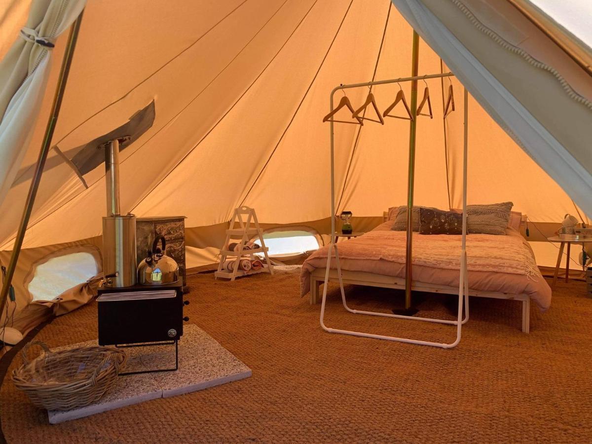 Hotel Au Pre Fleuri Eco Glamping à Le Lindois Extérieur photo